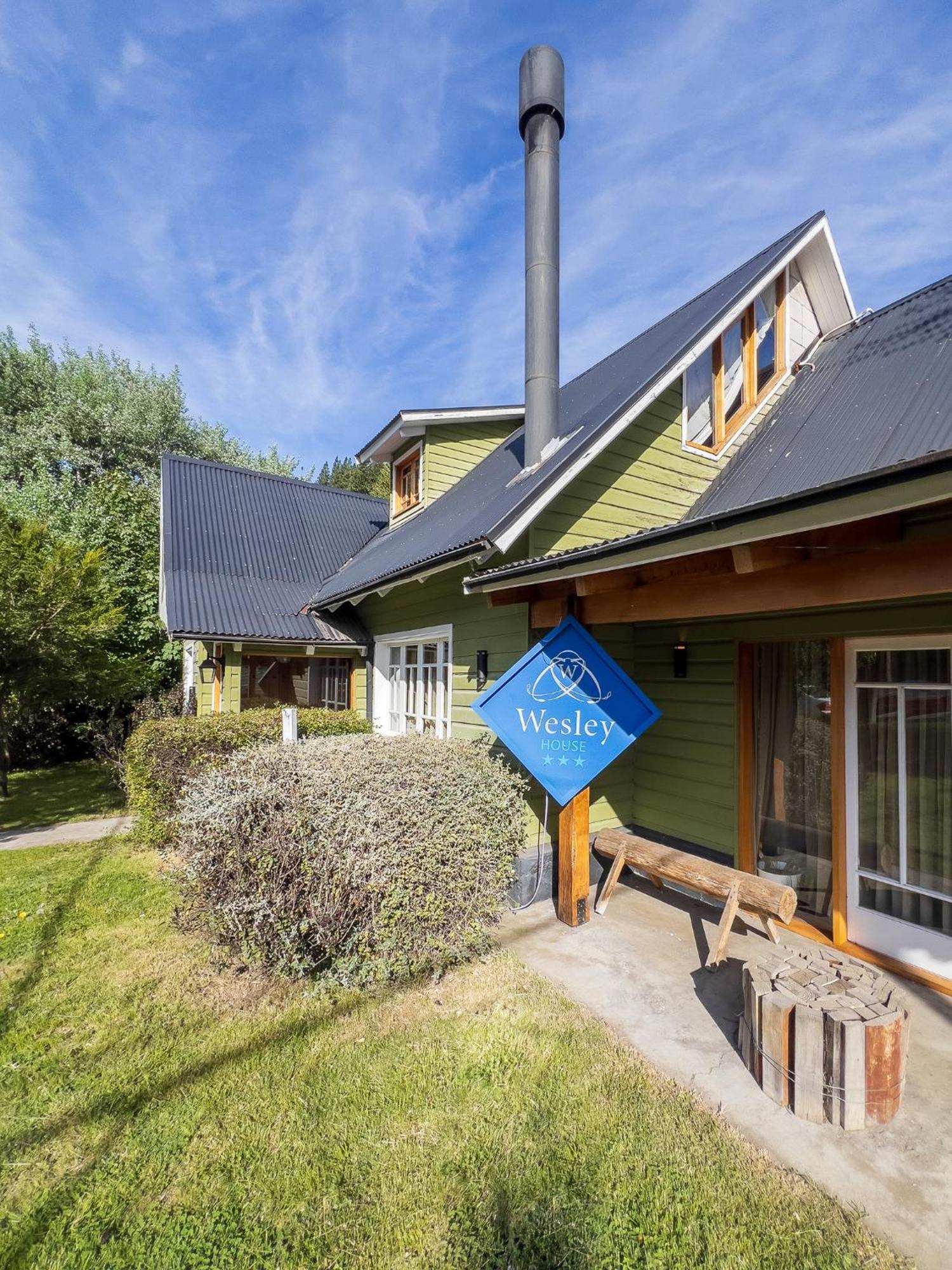 Wesley House Hosteria Boutique San Martín de los Andes Εξωτερικό φωτογραφία