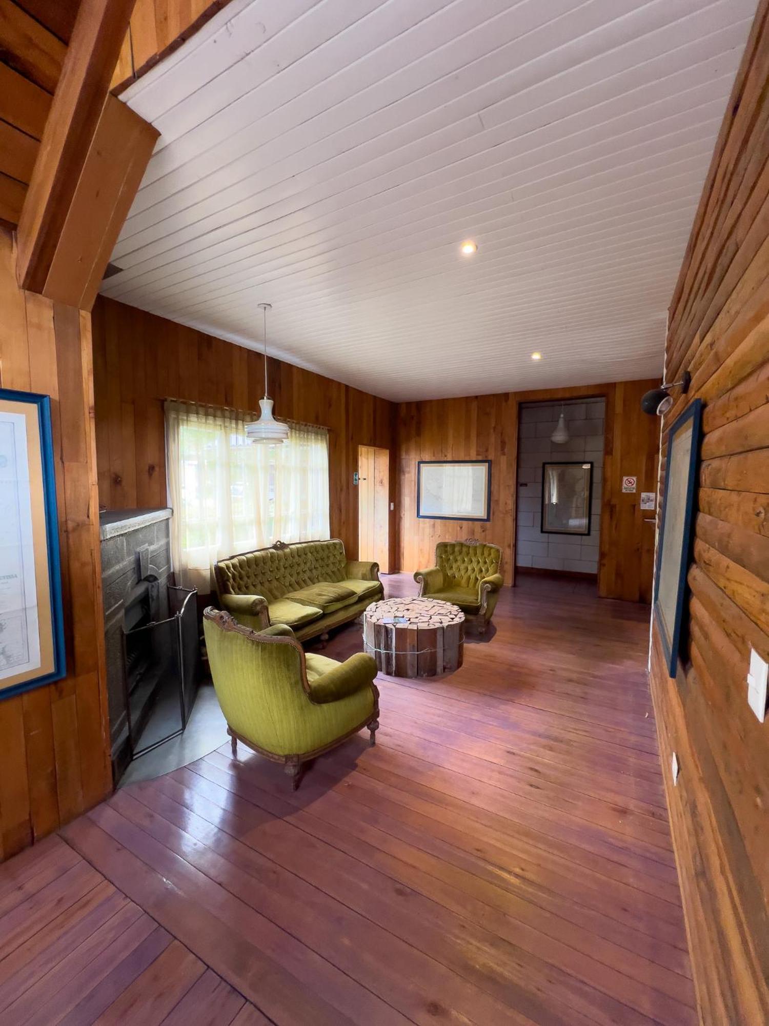 Wesley House Hosteria Boutique San Martín de los Andes Εξωτερικό φωτογραφία